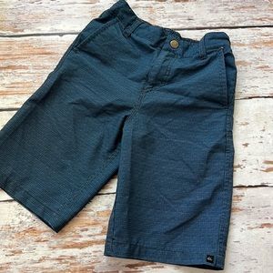 Quiksilver Boys Amphibians size 7XL Lightweight!!